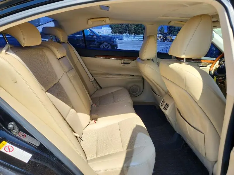 2013 LEXUS ES 300H  