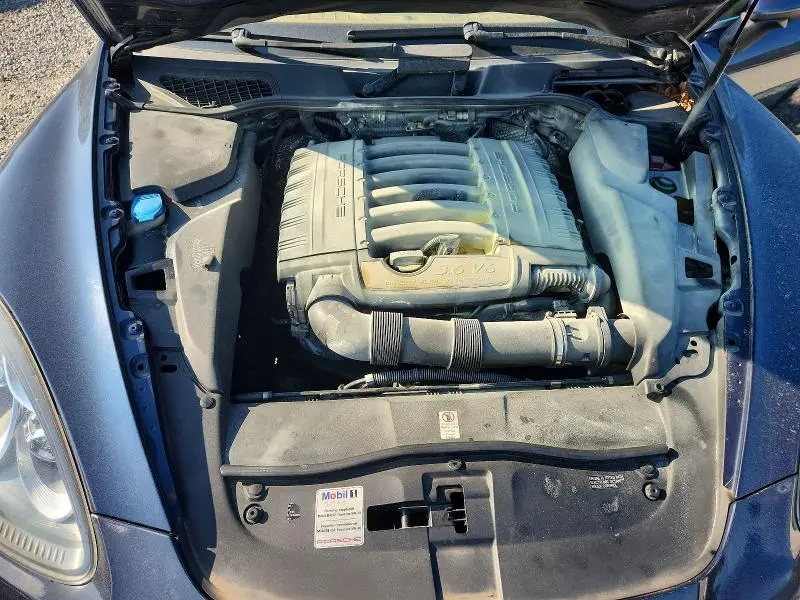 2011 PORSCHE CAYENNE   