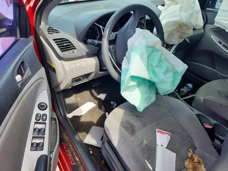 2015 HYUNDAI ACCENT GS  