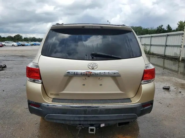2011 TOYOTA HIGHLANDER LIMITED  