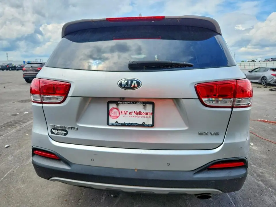 2016 KIA SORENTO EX V6  