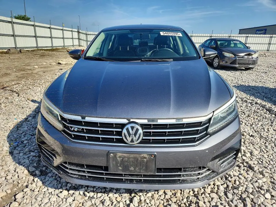 2018 VOLKSWAGEN PASSAT S  