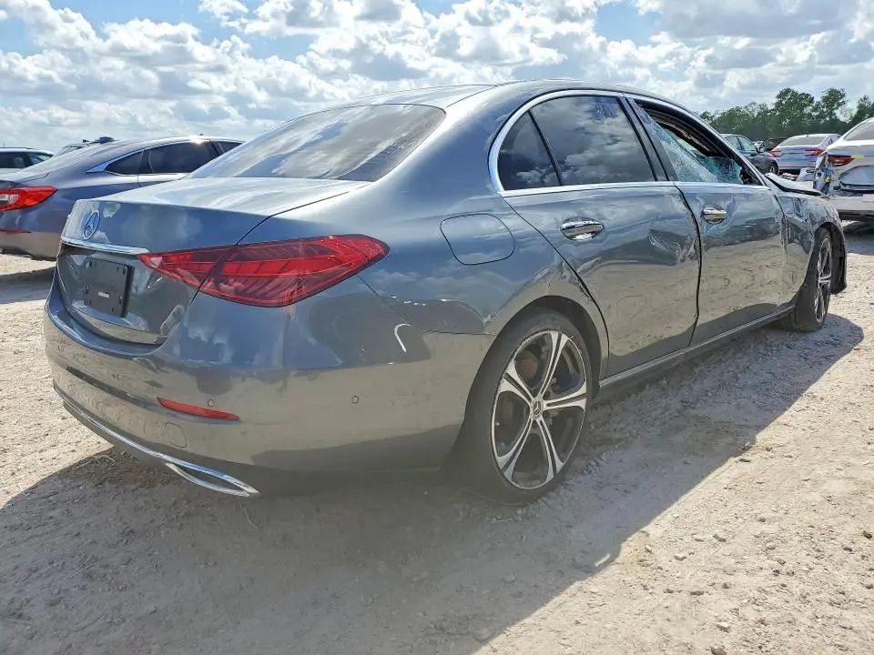 2024 MERCEDES-BENZ C 300  