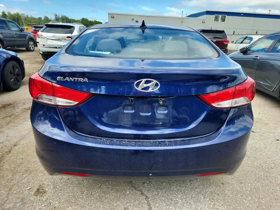 2013 HYUNDAI ELANTRA GLS  