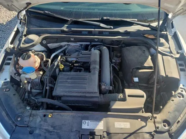 2016 VOLKSWAGEN JETTA SE  