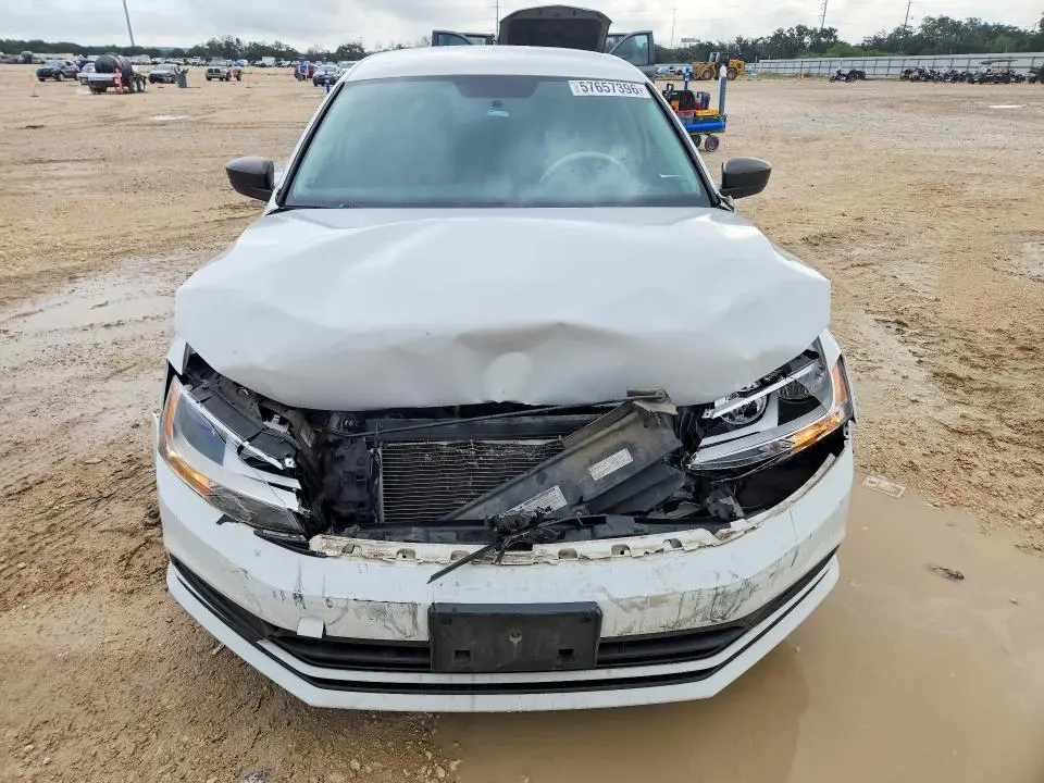 2015 VOLKSWAGEN JETTA BASE  
