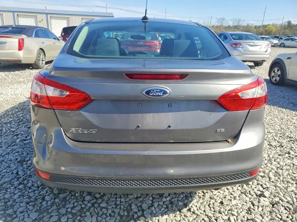 2014 FORD FOCUS SE  