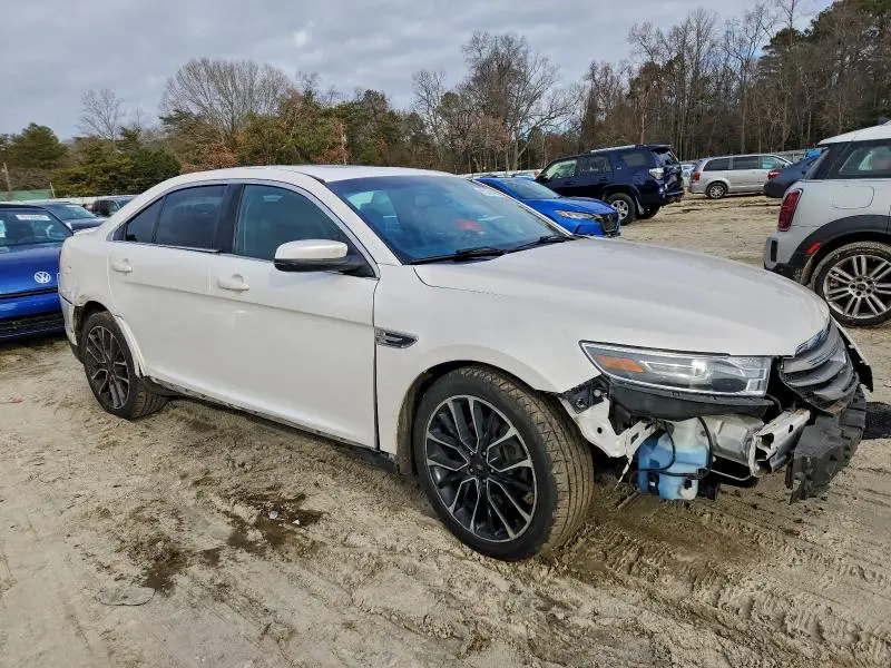 2017 FORD TAURUS SEL  