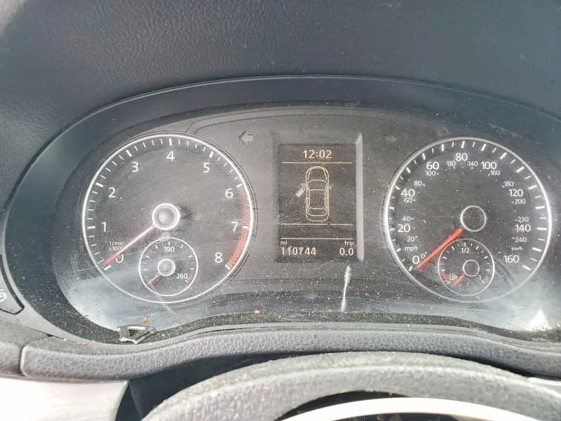 2013 VOLKSWAGEN PASSAT SE  