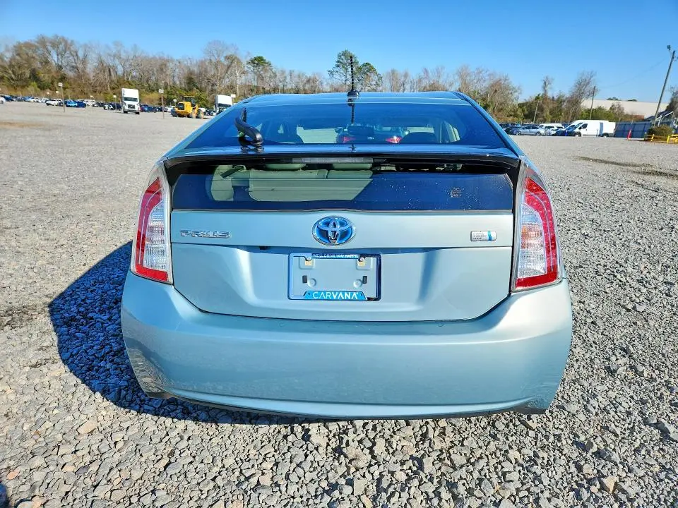 2015 TOYOTA PRIUS   