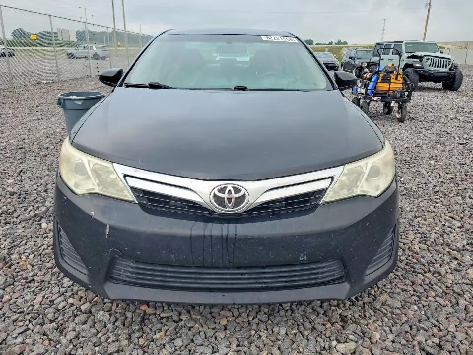 2014 TOYOTA CAMRY LE  