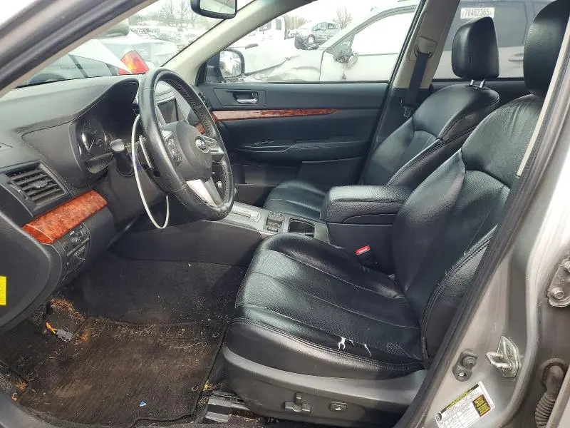 2010 SUBARU LEGACY 2.5I LIMITED  