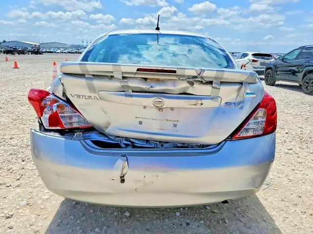 2015 NISSAN VERSA 1.6 SV  