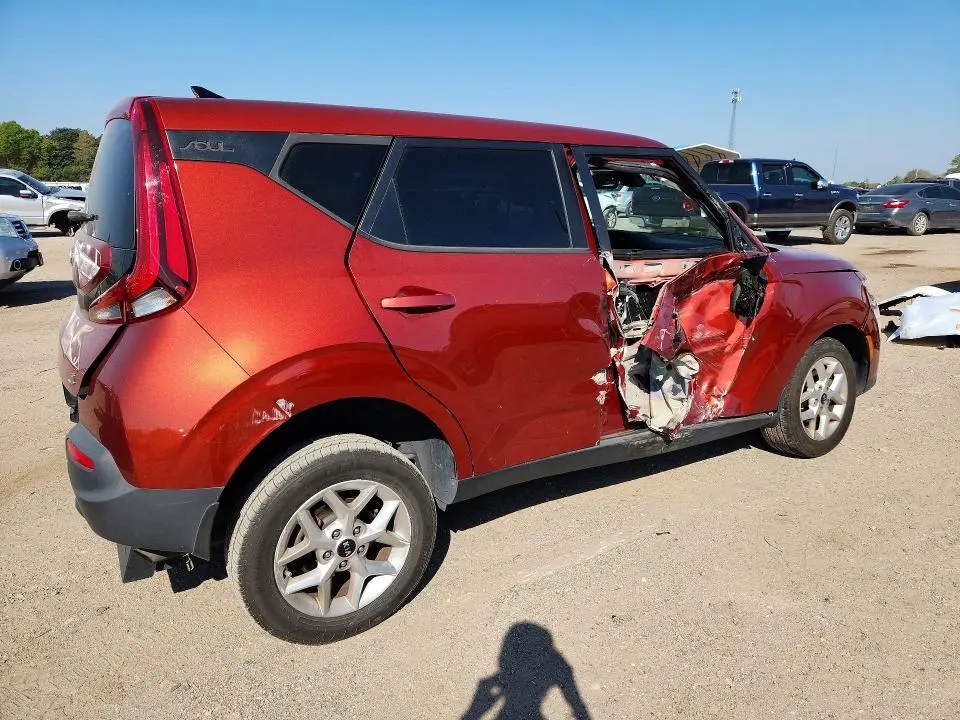 2021 KIA SOUL S  