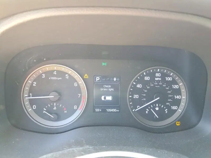 2017 HYUNDAI TUCSON SE PLUS  