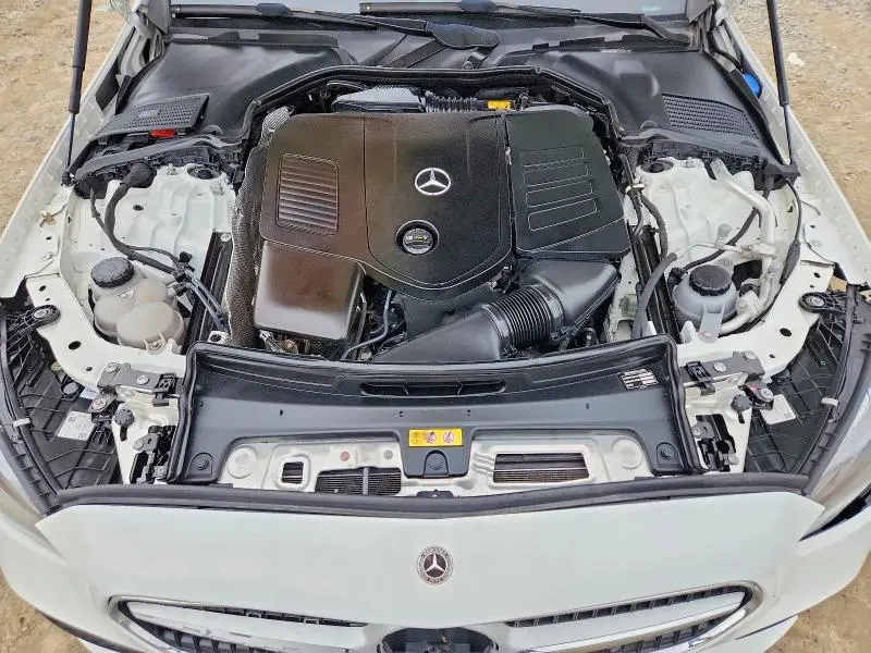 2024 MERCEDES-BENZ C 300  