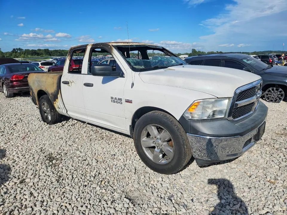 2015 RAM 1500 ST  