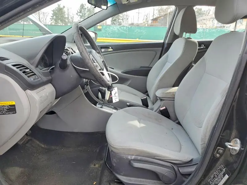 2012 HYUNDAI ACCENT SE  