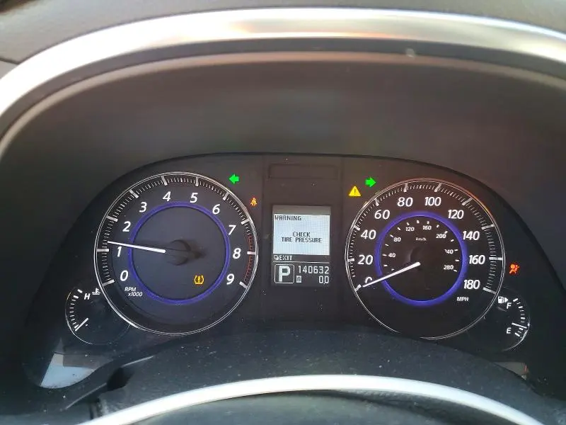 2014 INFINITI QX70 BASE  