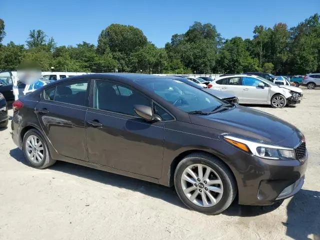 2017 KIA FORTE LX  