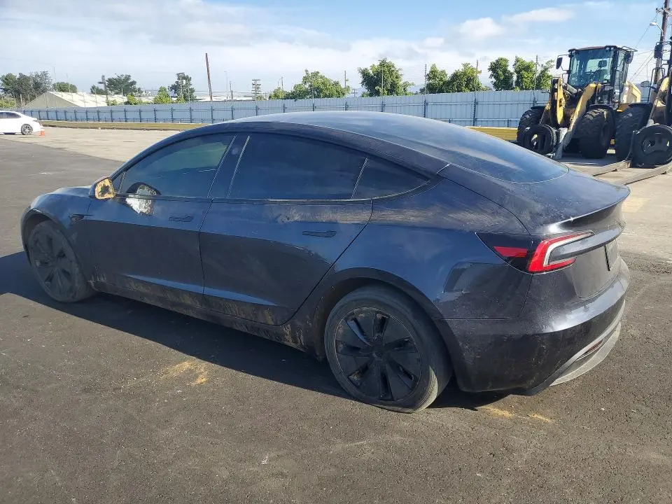 2025 TESLA MODEL 3   