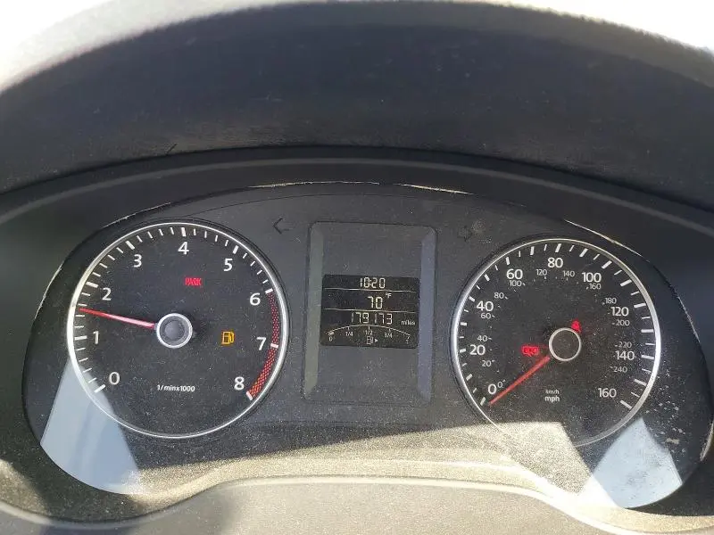2012 VOLKSWAGEN JETTA SE  