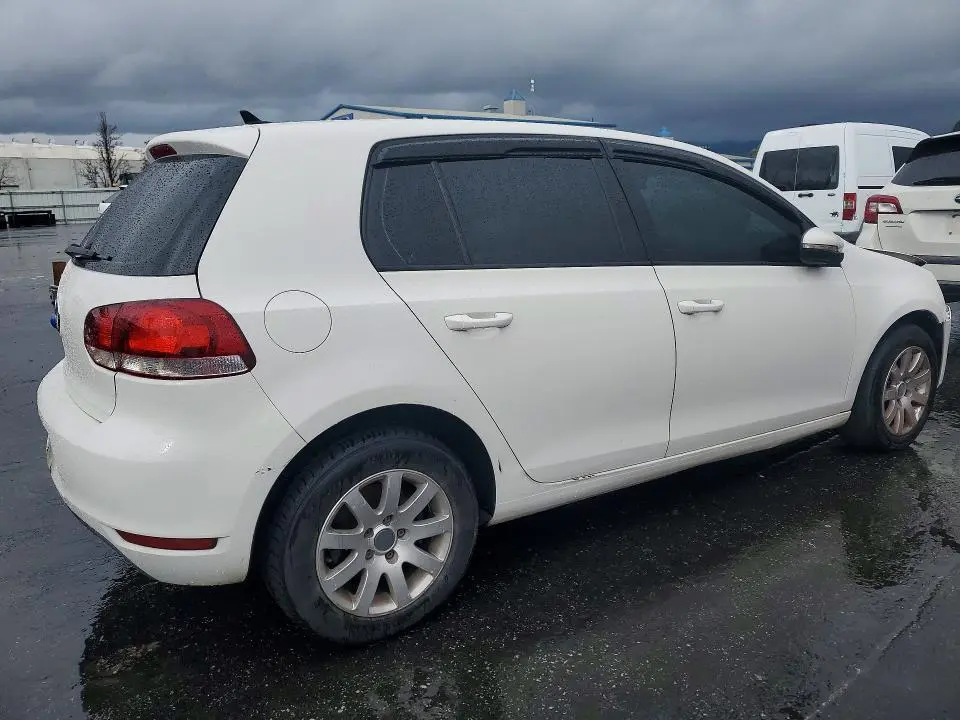 2012 VOLKSWAGEN GOLF   