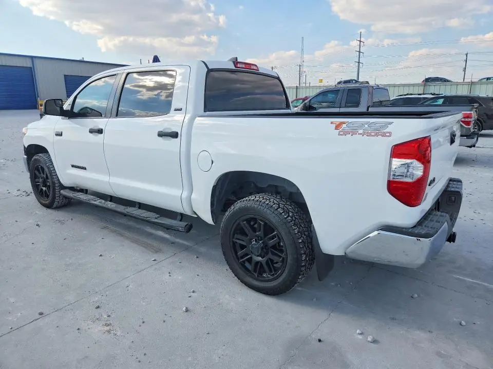 2021 TOYOTA TUNDRA SR5  