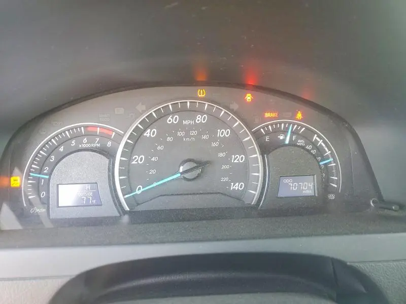 2014 TOYOTA CAMRY LE  