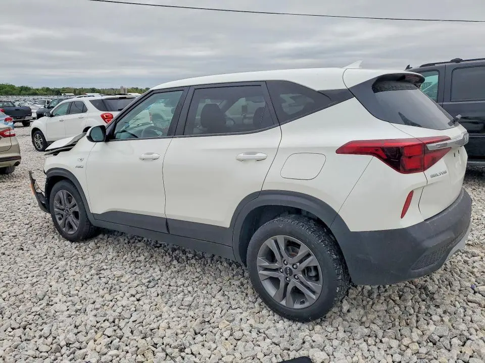 2022 KIA SELTOS LX  