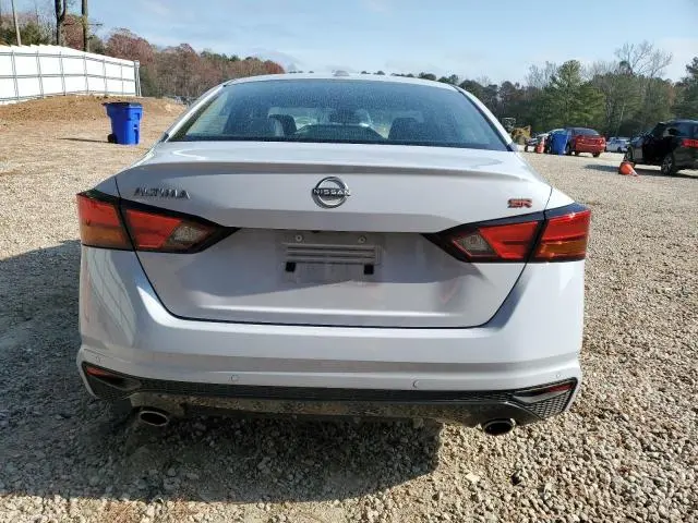 2024 NISSAN ALTIMA SR  