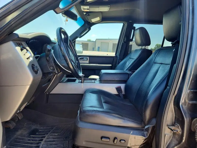2017 FORD EXPEDITION EL XLT  
