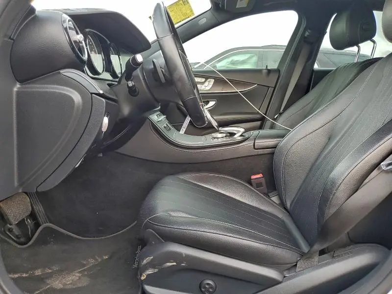 2019 MERCEDES-BENZ E 300  