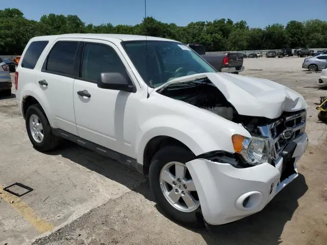 2012 FORD ESCAPE XLS  