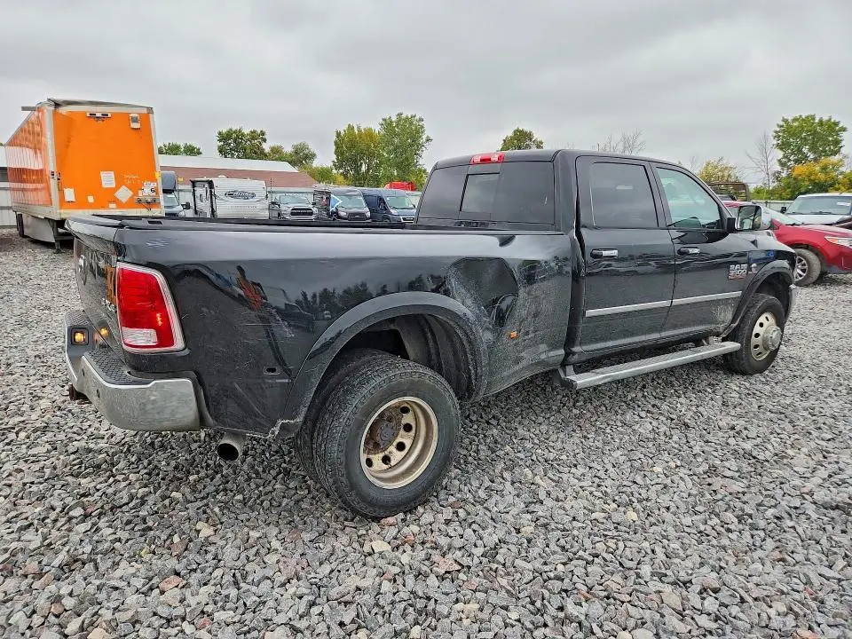 2015 RAM 3500 LARAMIE  