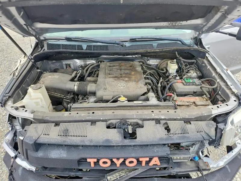 2014 TOYOTA TUNDRA CREWMAX SR5  