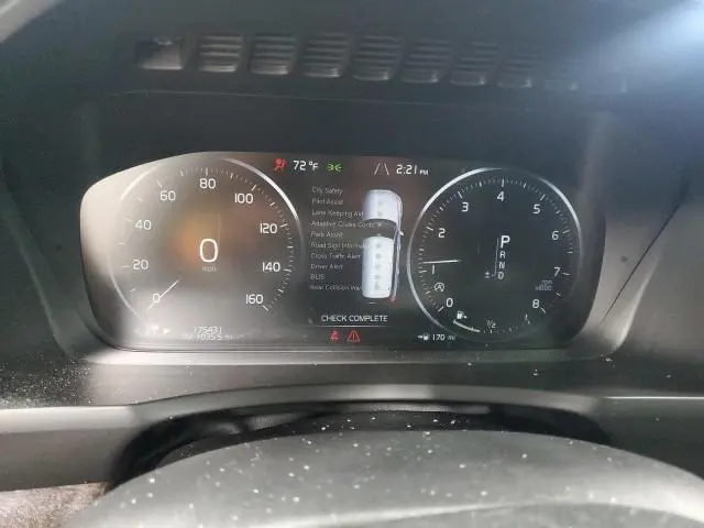 2016 VOLVO XC90 T6  