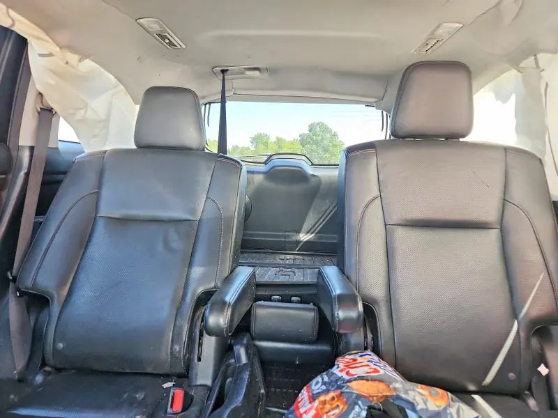 2015 TOYOTA HIGHLANDER LIMITED PLATINUM  