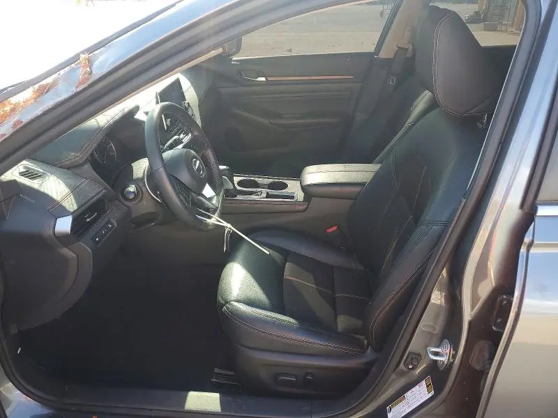 2022 NISSAN ALTIMA SR  