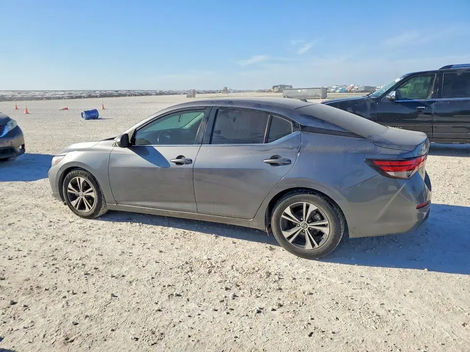 2022 NISSAN SENTRA SV  