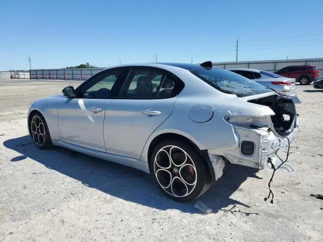 2024 ALFA ROMEO GIULIA TI  