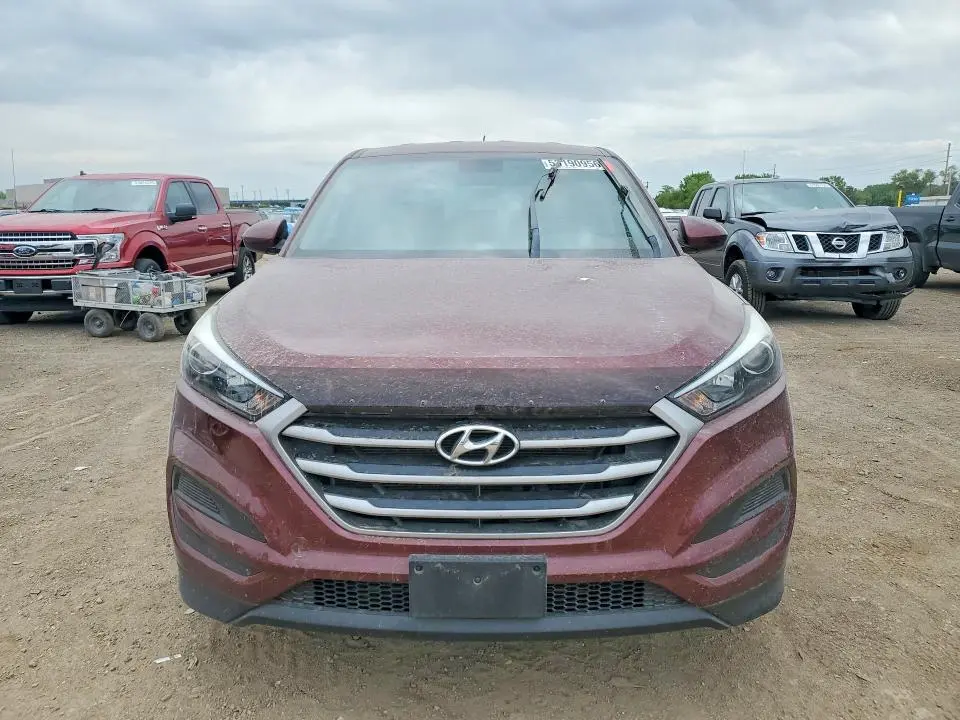 2017 HYUNDAI TUCSON SE  