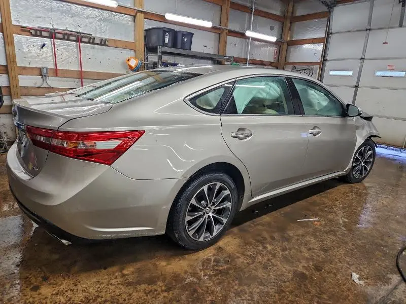 2017 TOYOTA AVALON XLE  