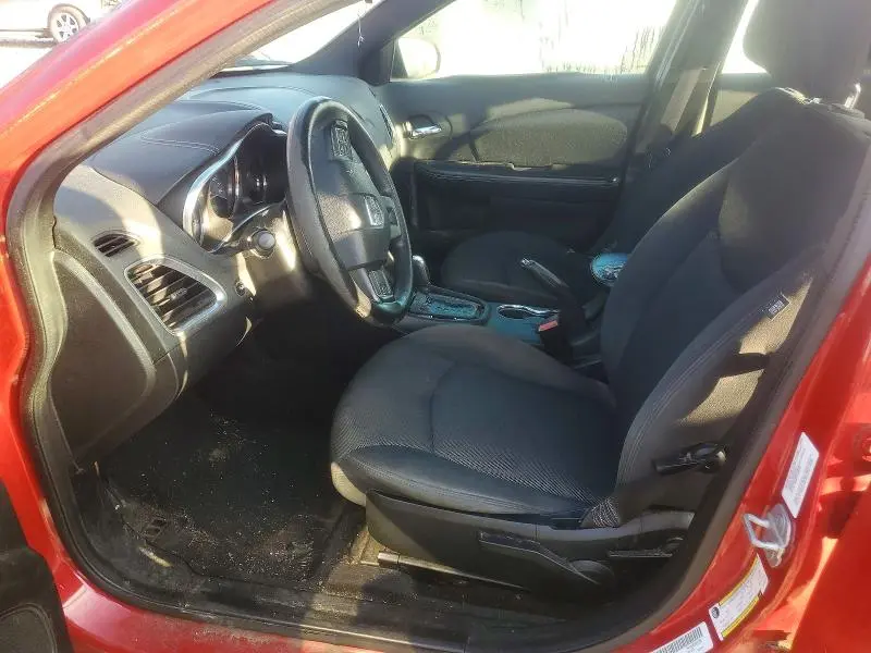 2013 DODGE AVENGER SE  