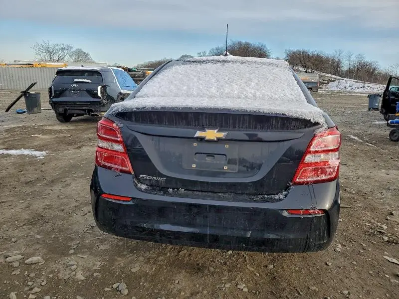 2018 CHEVROLET SONIC LS  