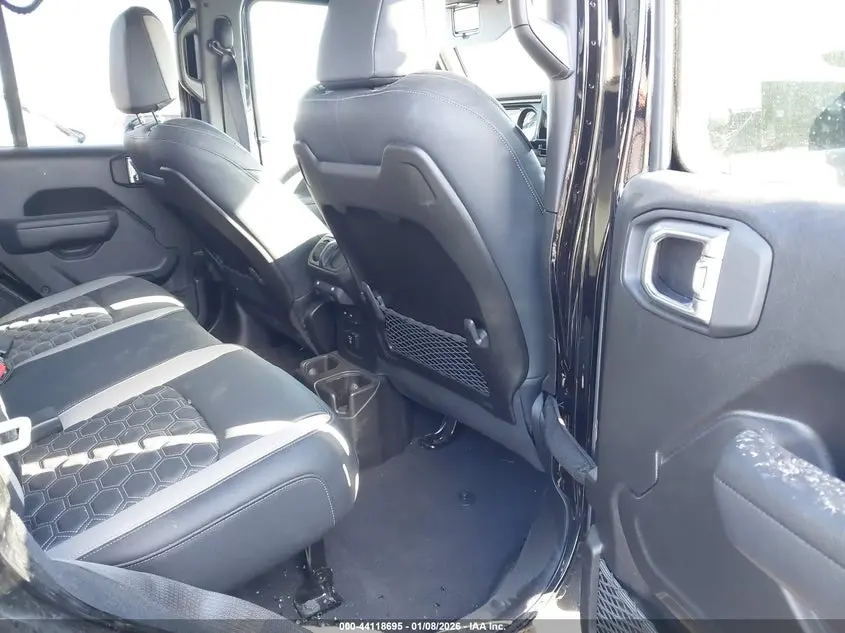 2025 JEEP WRANGLER 4-DOOR RUBICON 4X4