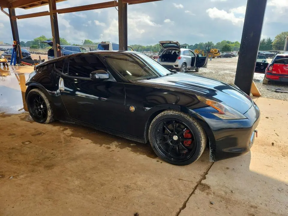 2010 NISSAN 370Z BASE  