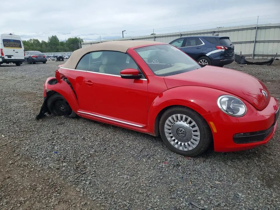 2016 VOLKSWAGEN BEETLE S  