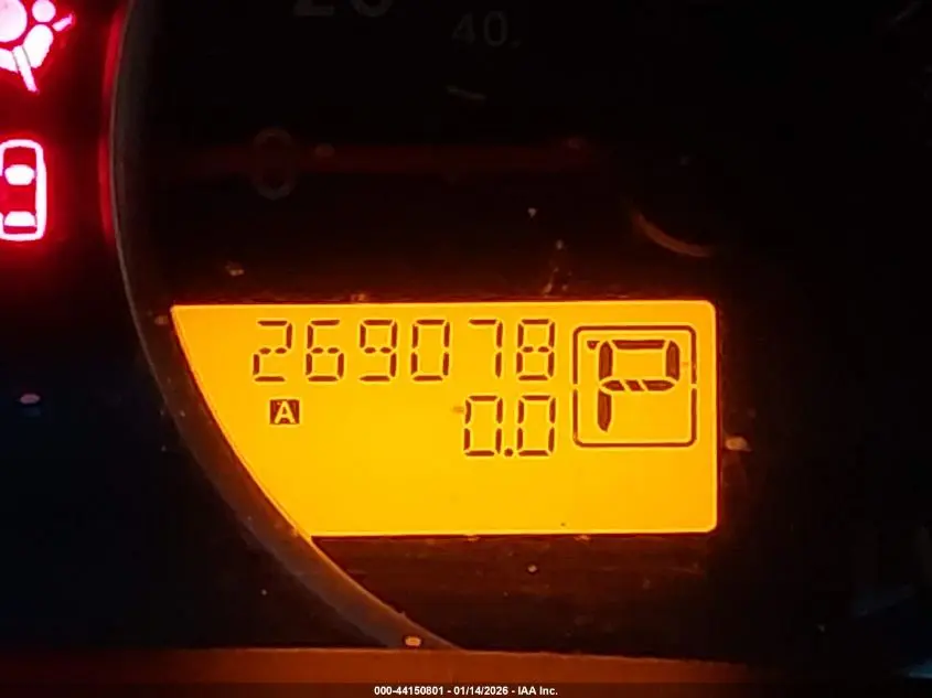 2012 NISSAN PATHFINDER SV