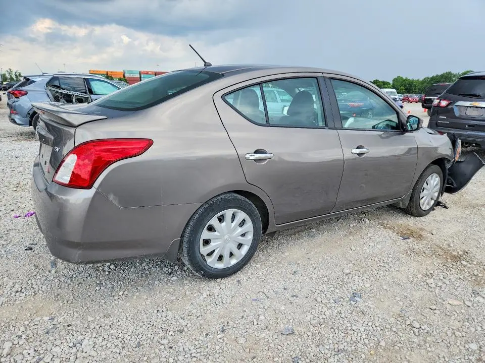 2017 NISSAN VERSA 1.6 SV  